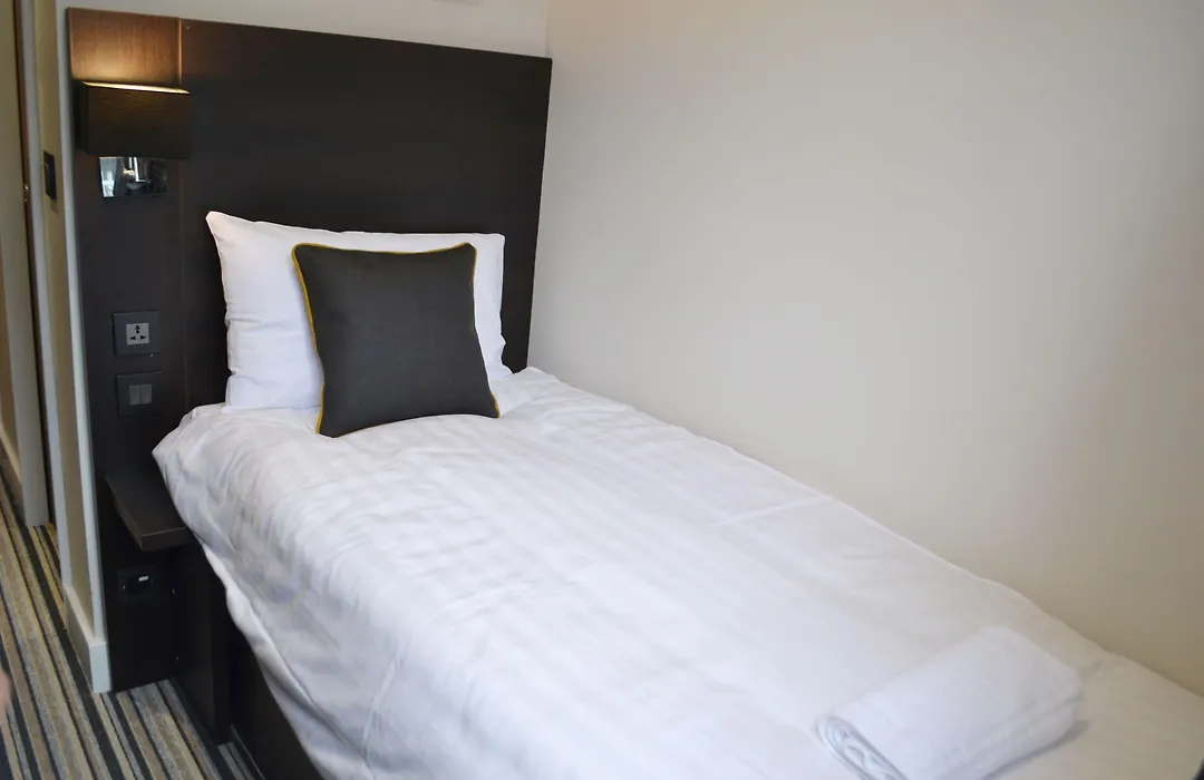 The Tudor Inn Hotel-1